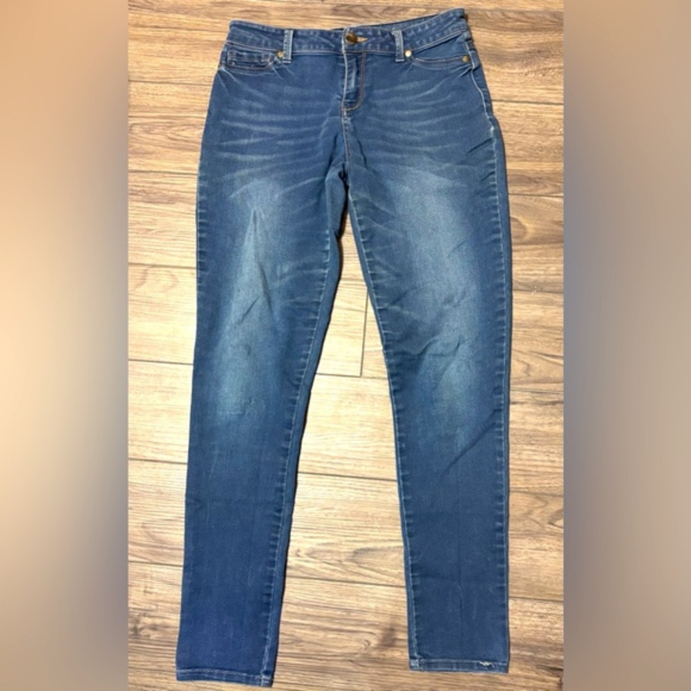 Express Women’s Jeans
Size 8
In Great Condition